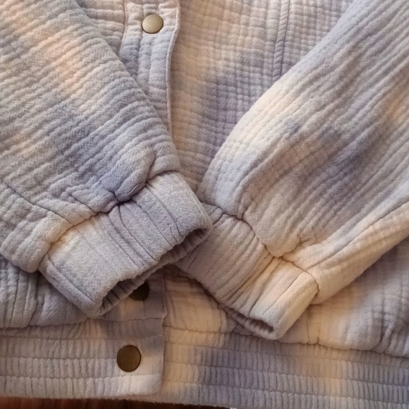 🍂 Universal Thread Cloud Bomber Jacket Light Blue & White Tie Dye  Size M - Picture 11 of 15